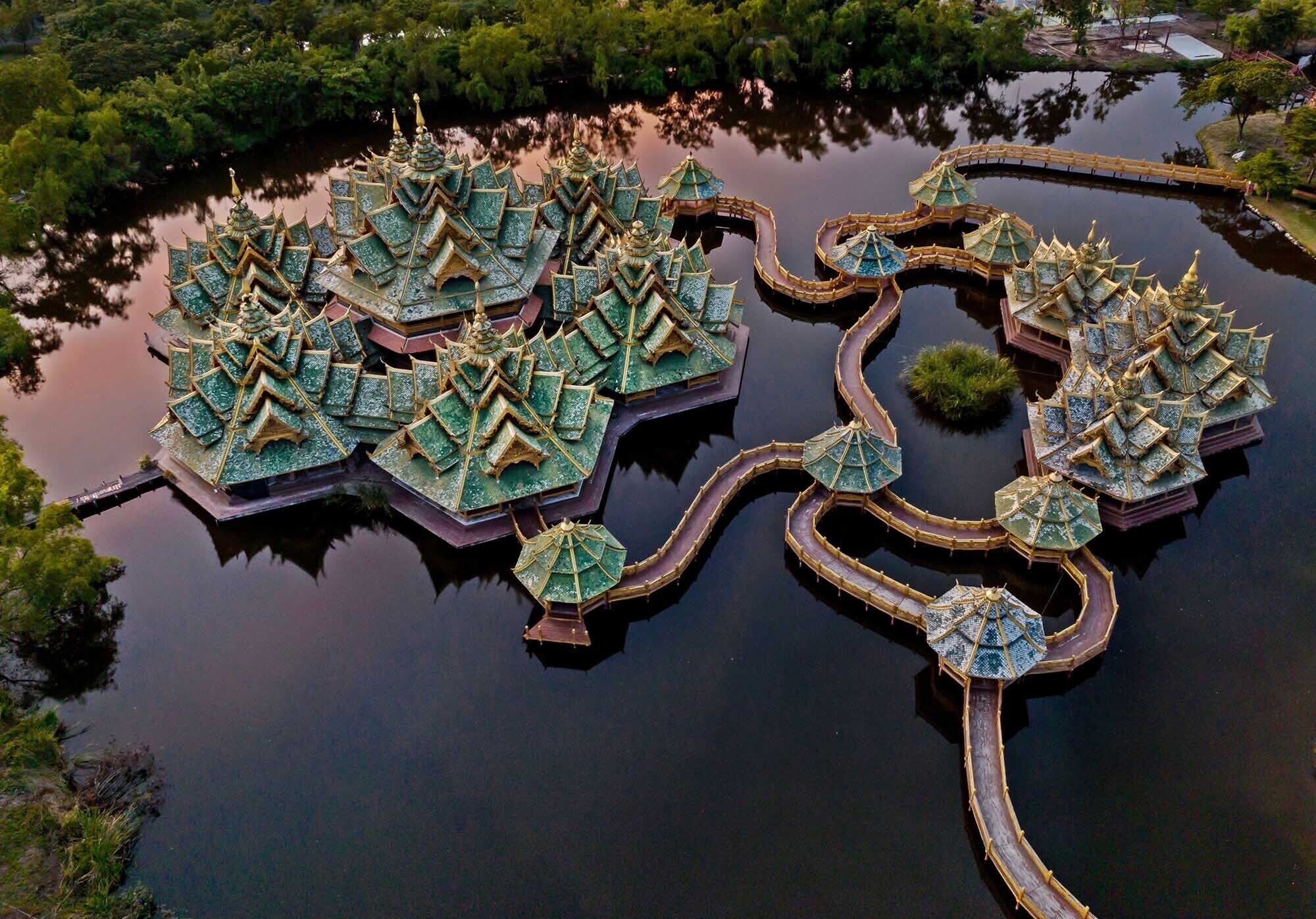 Apsara Tours Theme Tour Family Tour